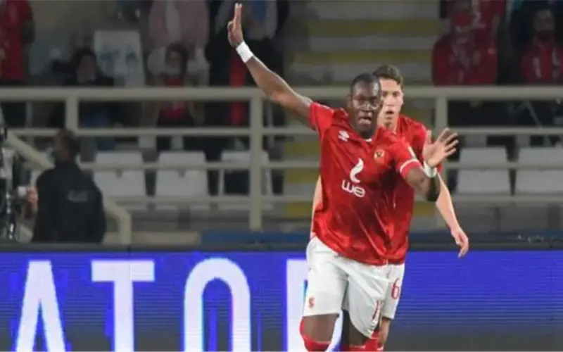 بعد أليو ديانج.. فالنسيا يلاحق لاعبًا جديدًا من الأهلي